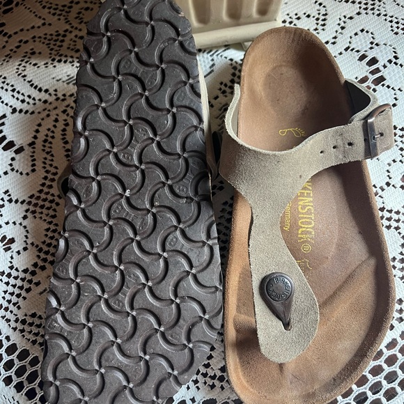 Birkenstock sandals - Picture 3 of 3